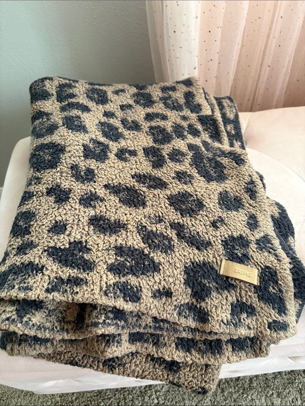 Skims Cozy Leopard Print Throw Blanket in Tan and Black